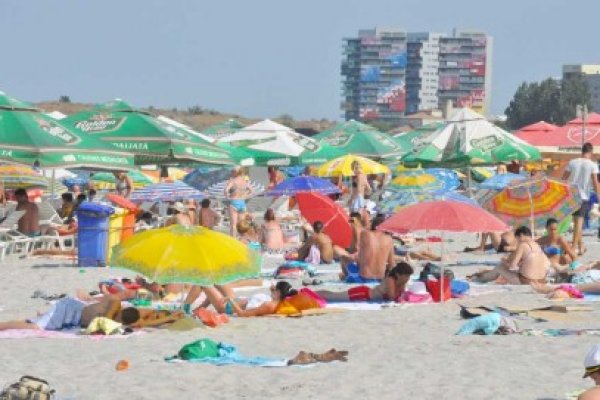 Prins în timp ce fura umbrele de pe plajă, în Mamaia!
